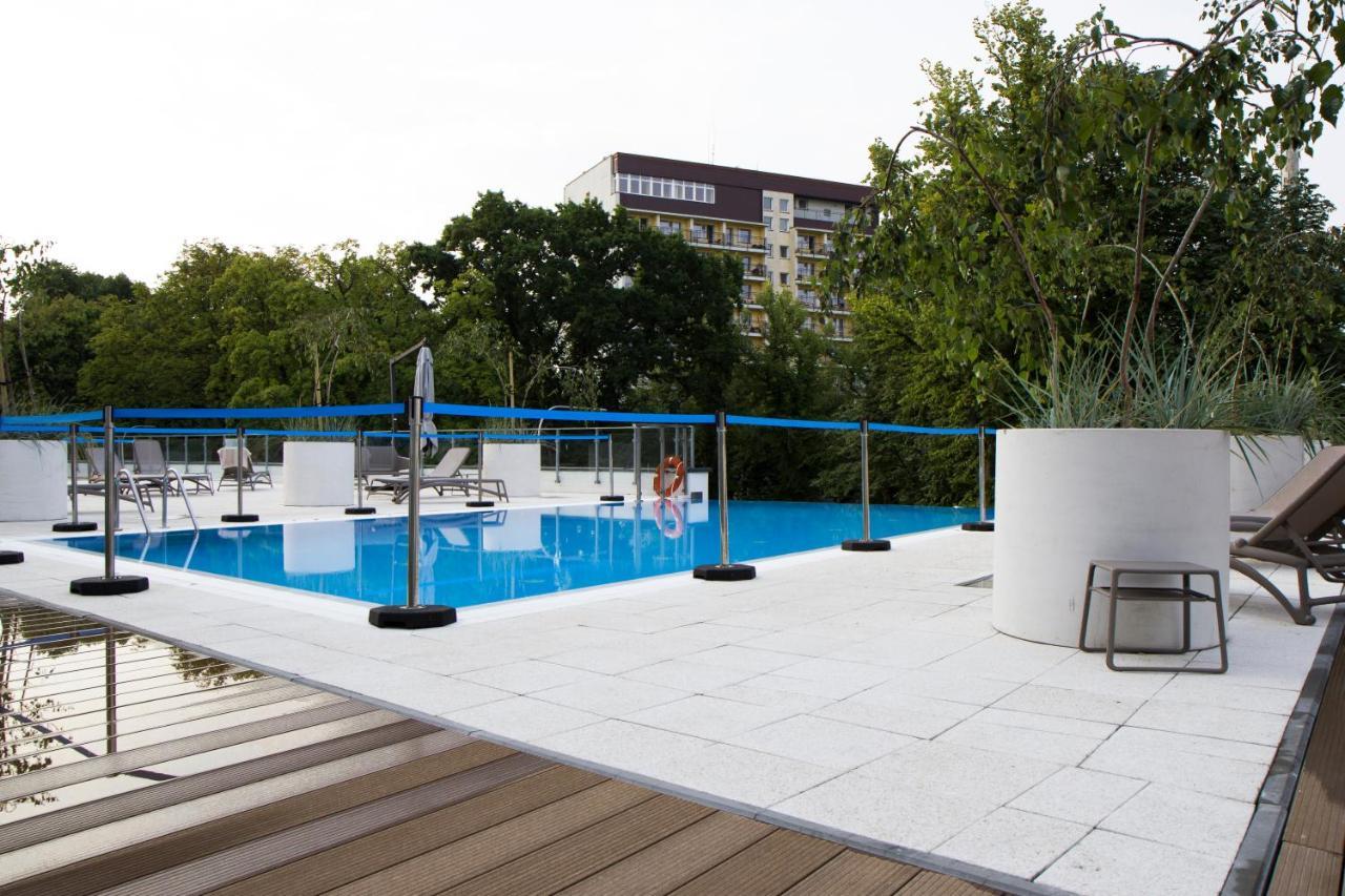 Nadmorskie Tarasy Park I Morze Apartment Kolobrzeg